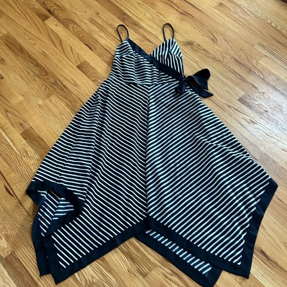 Banana Republic Hanker-chief Preppy Navy Dress, Size 4 - Picture 5 of 10